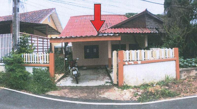 บ้านแฝดหลุดจำนอง ธ.ธนาคารอาคารสงเคราะห์ ชลบุรี สัตหีบ พลูตาหลวง