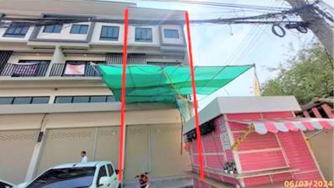 อาคารพาณิชย์หลุดจำนอง ธ.ธนาคารกสิกรไทย นครปฐม เมืองนครปฐม ถนนขาด